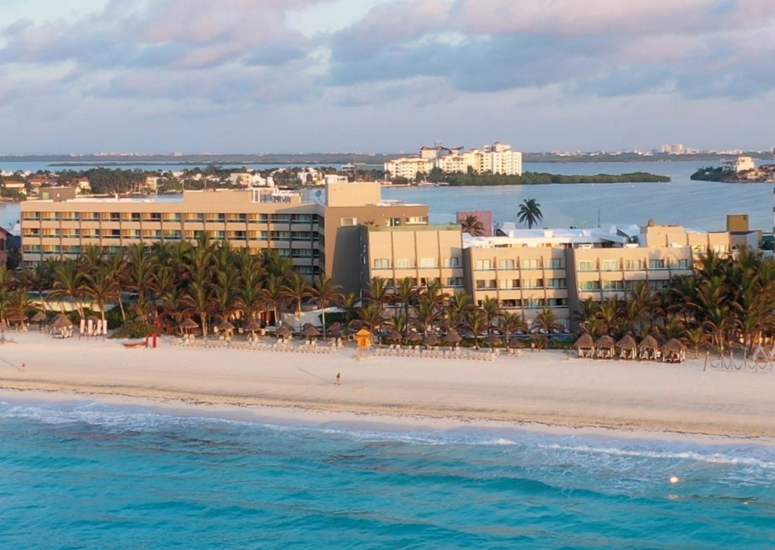 Vista de Flamingo Cancun Resort