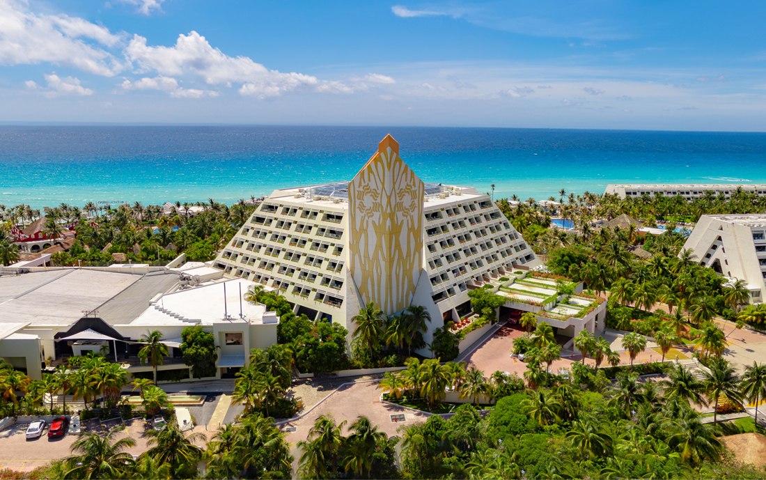 Vista de The Pyramid at Grand Cancun by Oasis