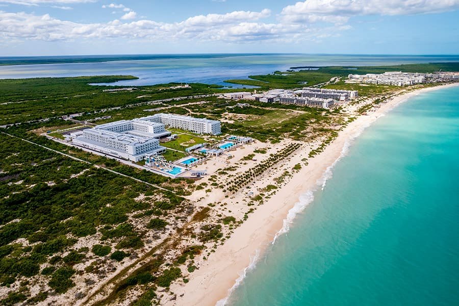 Vista de Riu Latino
